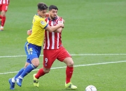 英雄联盟总决赛门票-包含马德里竞技客战失利，欧冠决赛席位岌岌可危的词条