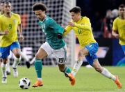 英雄联盟总决赛直播-科隆不畏强敌，稳住节奏力争胜利