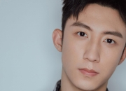 英雄联盟总决赛2025-当深圳队爆冷遭遇老鹰，为何莫兰特却锁定了全场最佳？