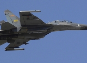 LOL决赛-看到你的关键词，我感受到了一种跨越体育领域的奇妙张力—一边是足球世界最激烈的联赛冠军之争，另一边是篮球场上巨星的统治级表现。这恰好构成了一幅关于关键时刻拉开差距的绝佳画面