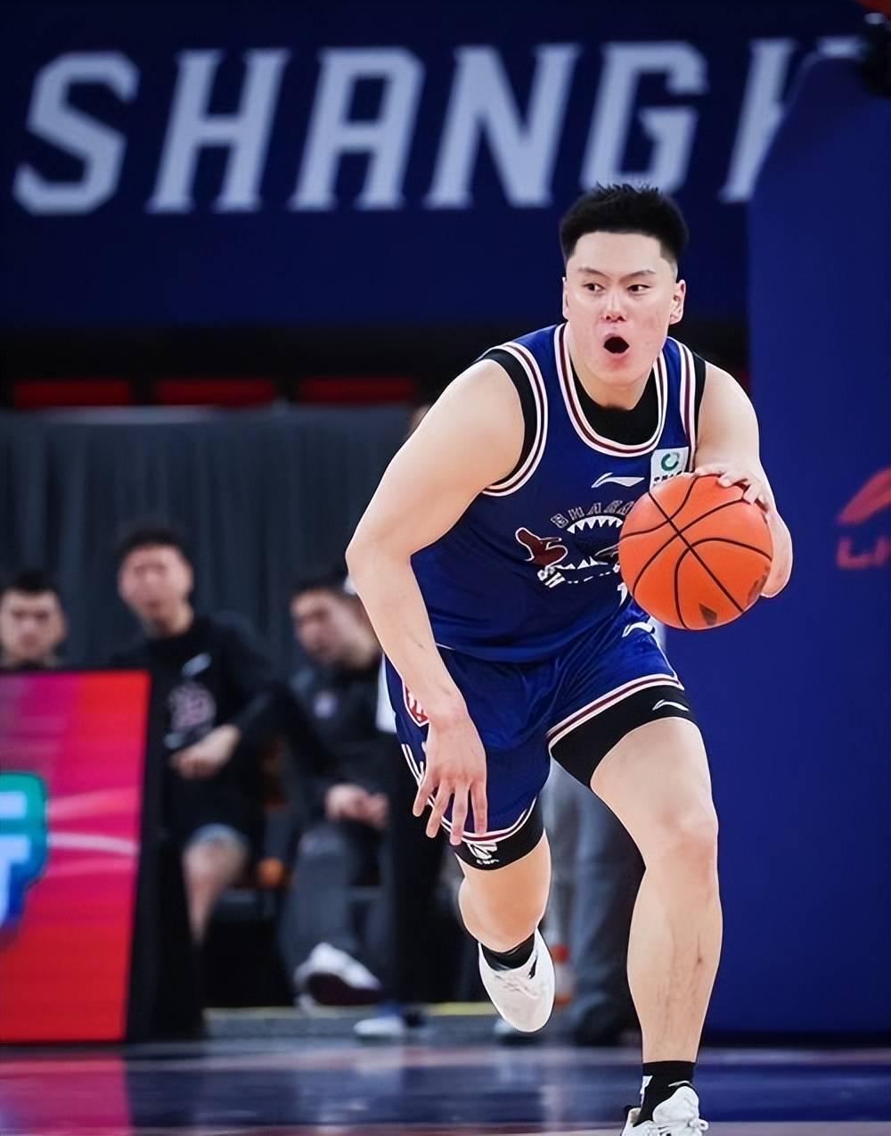 江苏男篮奋力拼搏,赢得关键胜利保级的简单介绍 江苏男篮奋力拼搏,赢得关键胜利保级的简单介绍