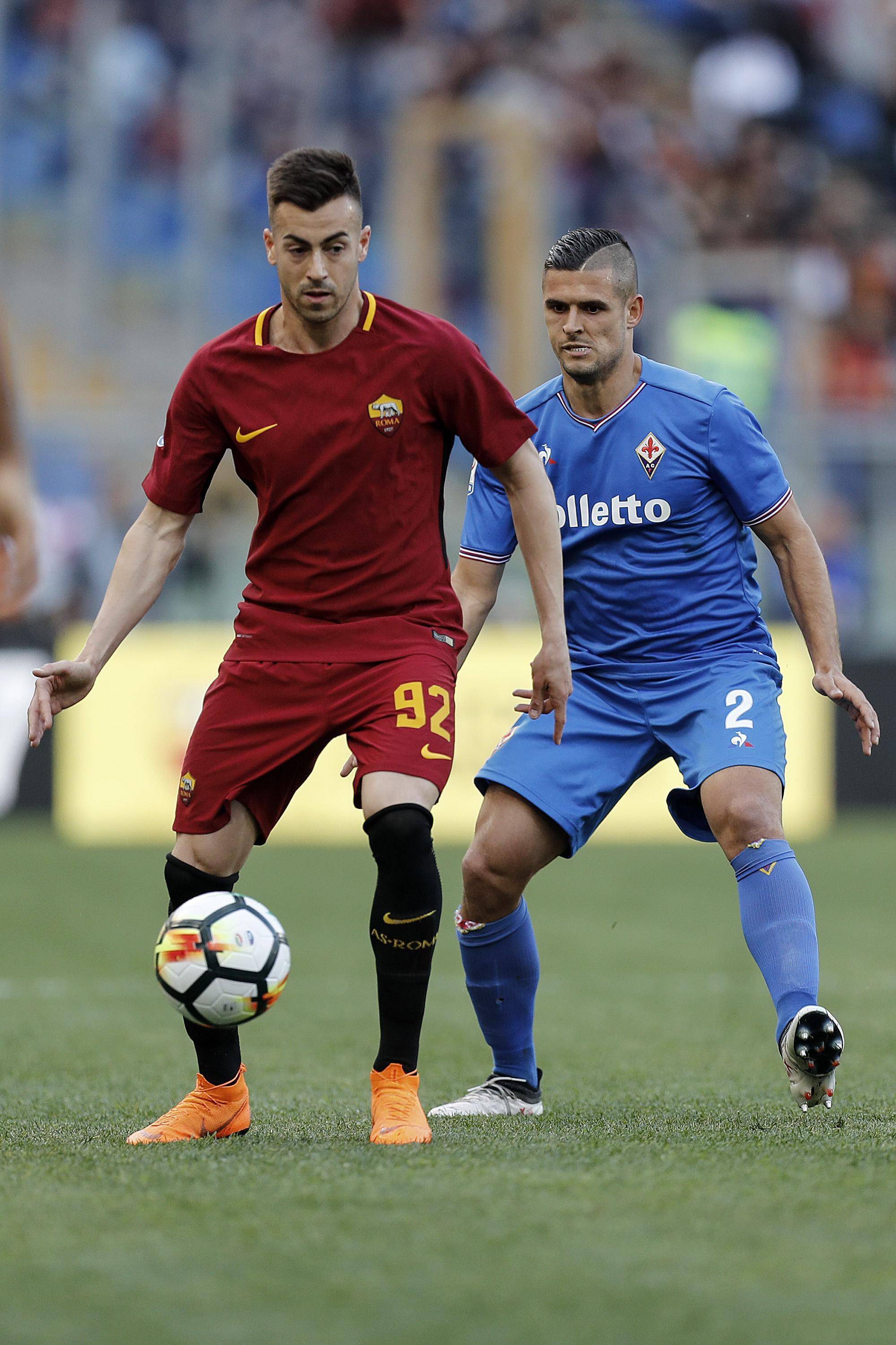 意甲赛场上擦出火花,球迷热议 意甲赛场上擦出火花,球迷热议