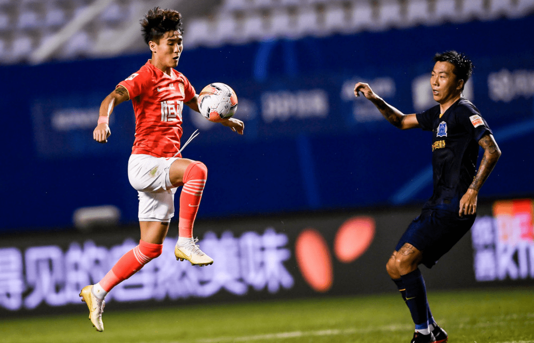 富力客场大胜绿城,客场连胜状态持续蝉联前列的简单介绍 富力客场大胜绿城,客场连胜状态持续蝉联前列的简单介绍