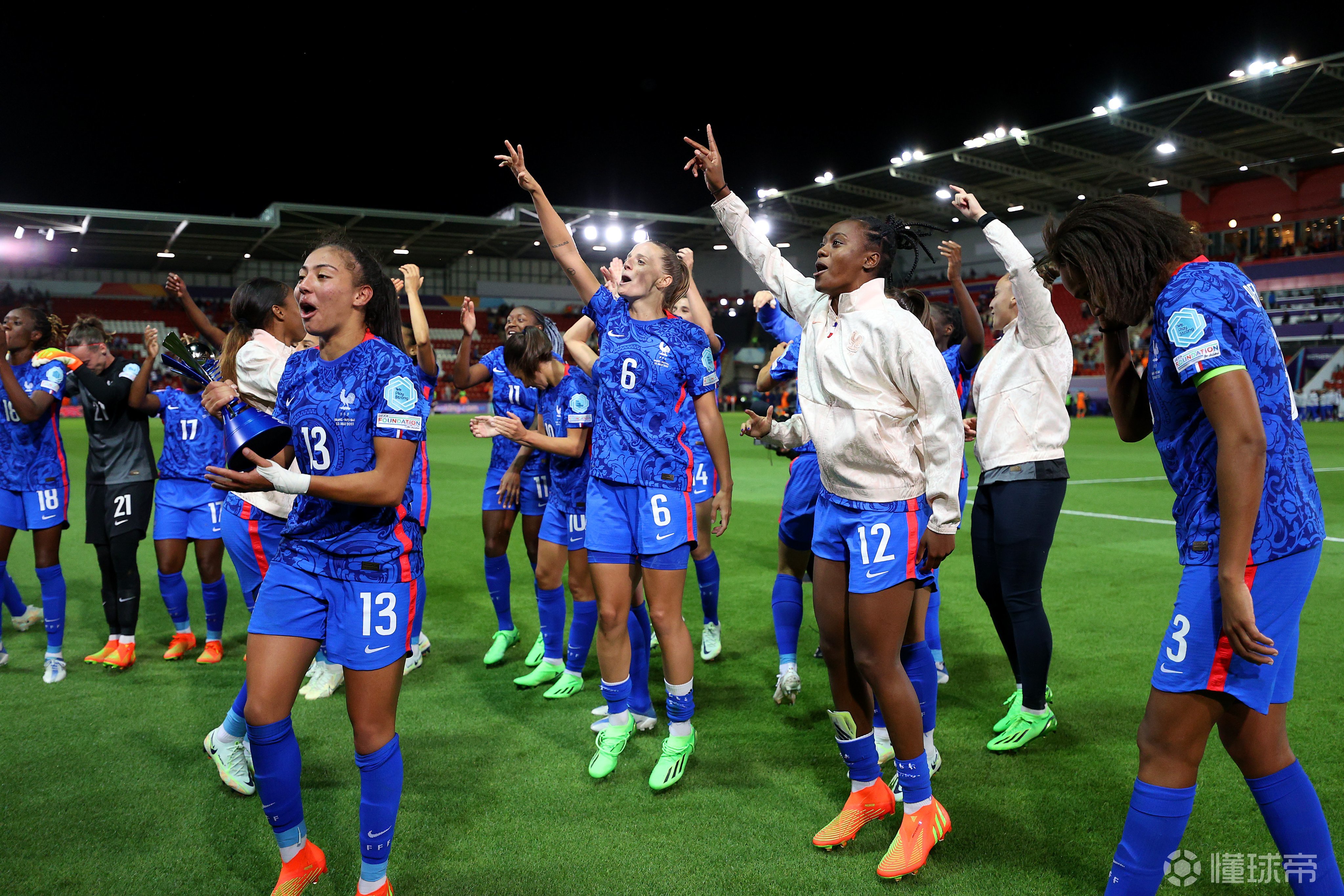 法国队险胜波兰队,奥恰洛夫状态火热的简单介绍 法国队险胜波兰队,奥恰洛夫状态火热的简单介绍