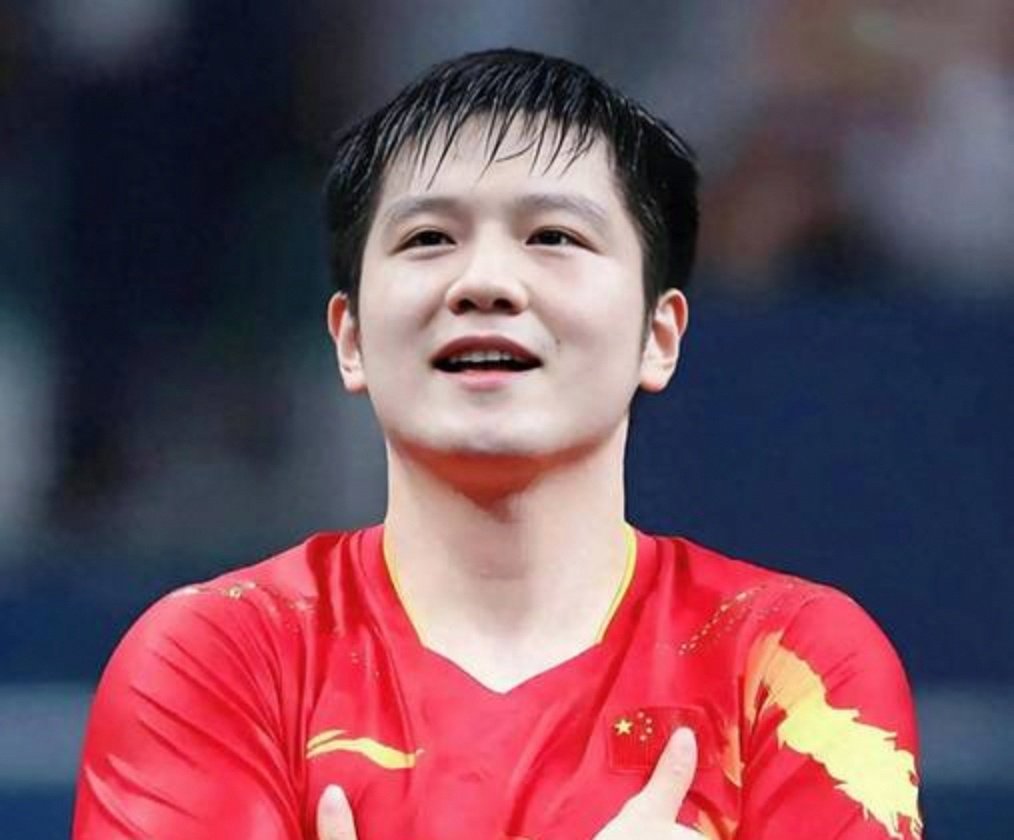 波兰队完胜韩国队,樊振东点燃赛场 波兰队完胜韩国队,樊振东点燃赛场