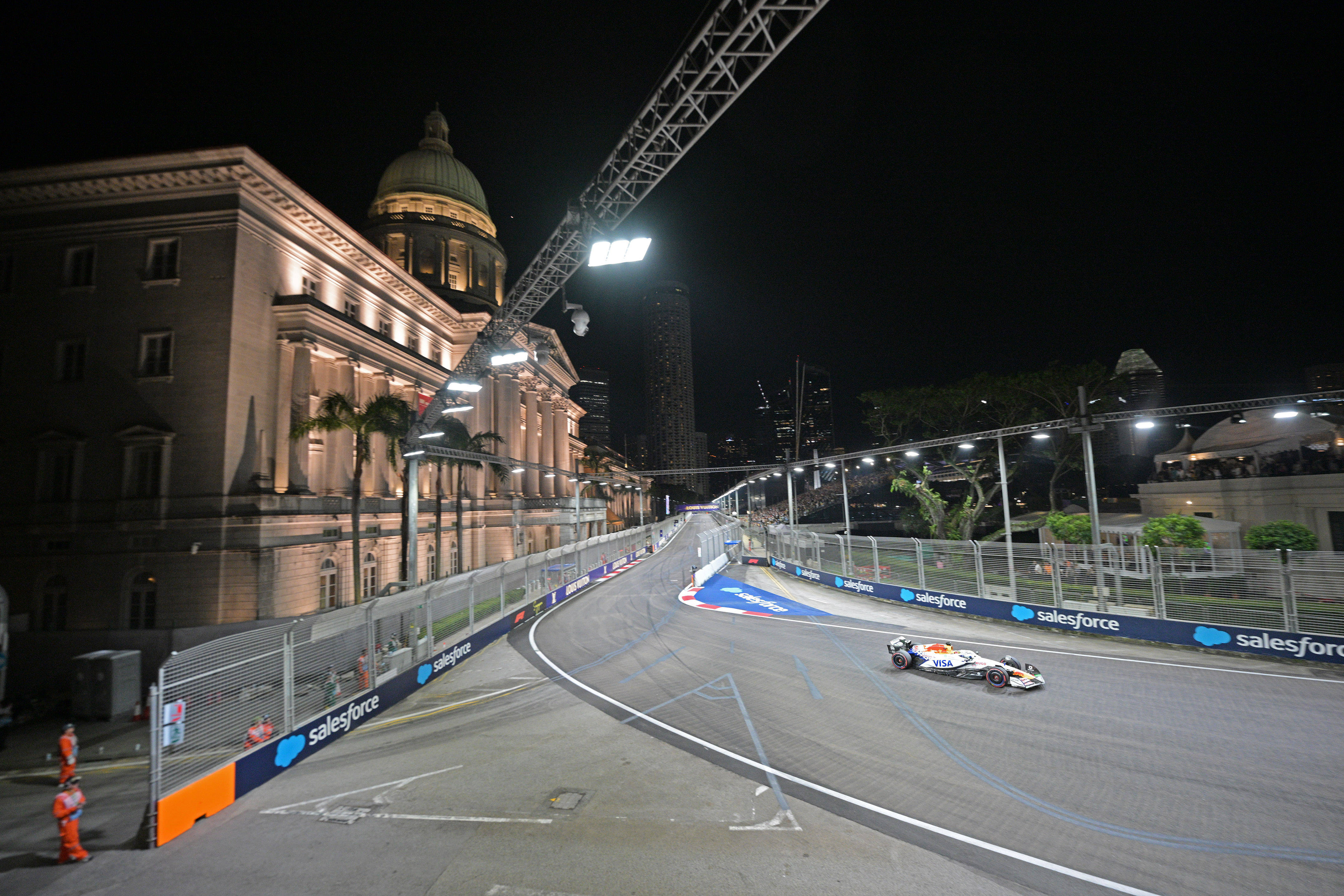 包含阿斯顿马丁逆转迈凯伦,阿隆索关键制胜的词条 包含阿斯顿马丁逆转迈凯伦,阿隆索关键制胜的词条