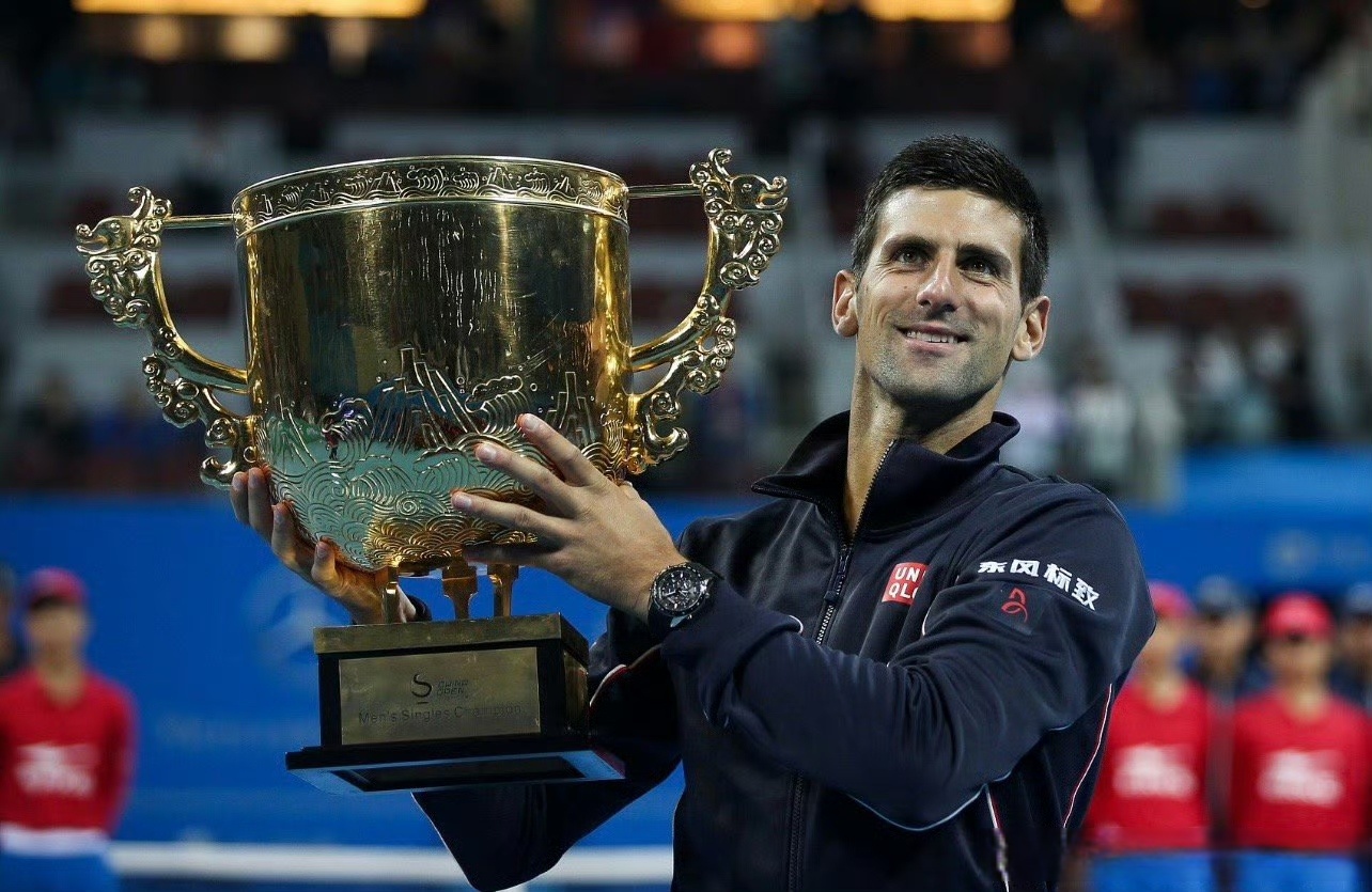 关于年终总决赛翻盘美网,德约科维奇点燃赛场的信息 关于年终总决赛翻盘美网,德约科维奇点燃赛场的信息