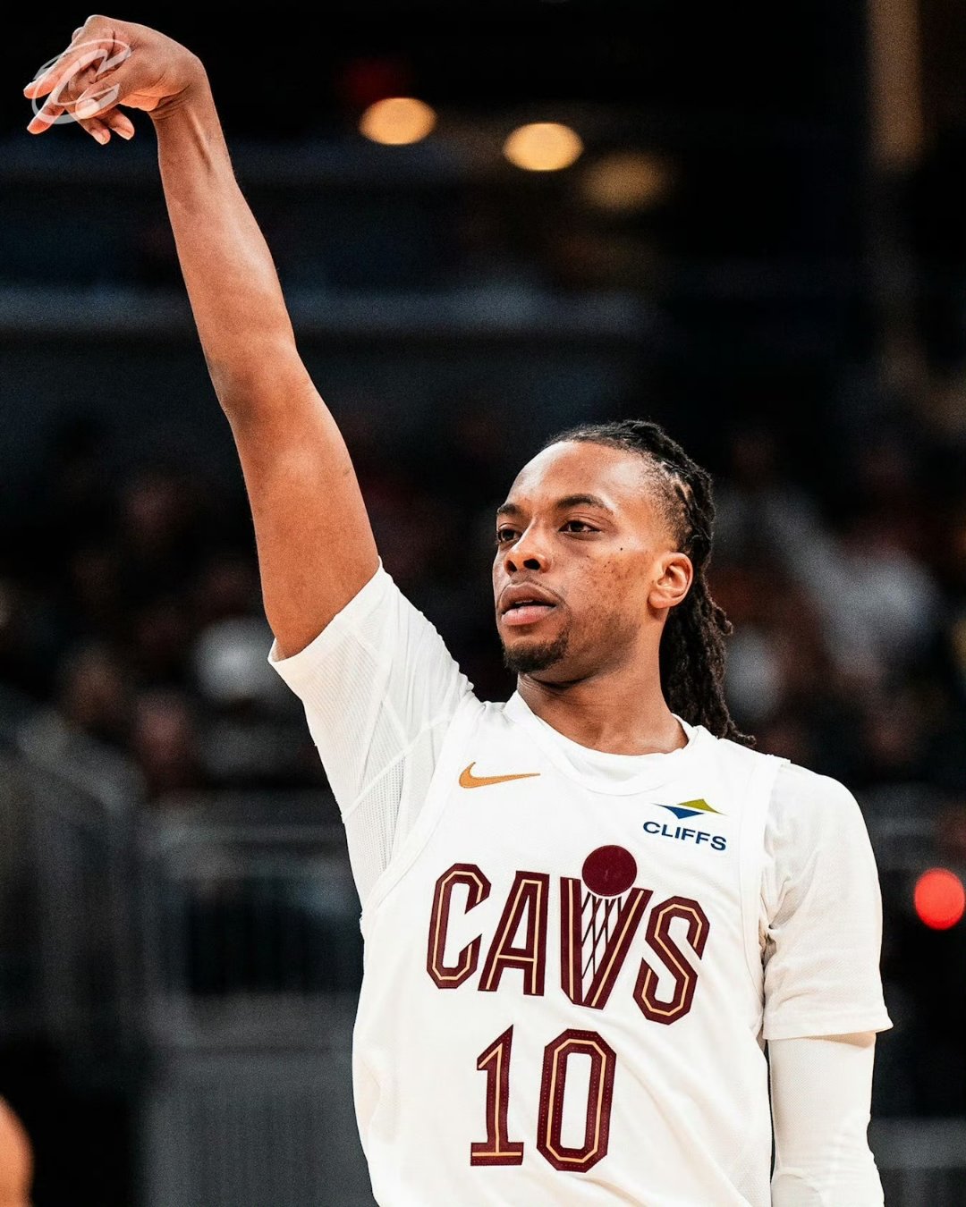 掘金逆转鹈鹕,米切尔高光表现 掘金逆转鹈鹕,米切尔高光表现