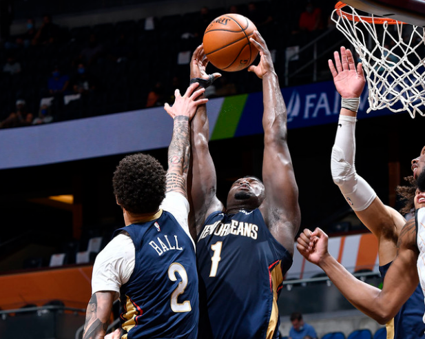 广州队横扫爵士，锡安惊艳四座