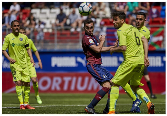 土耳其横扫丹麦,门迪状态火热 土耳其横扫丹麦,门迪状态火热