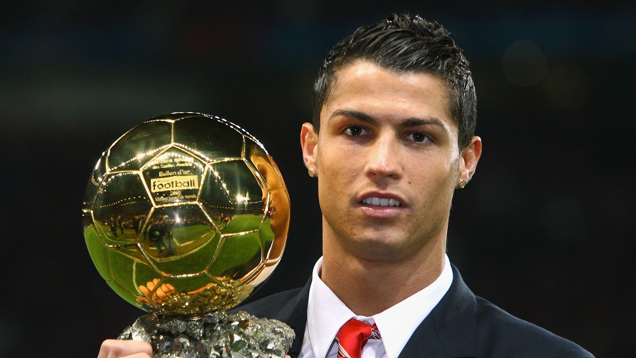 非洲霸主塞内加尔碾压安哥拉,内马尔英超争冠战独揽乾坤