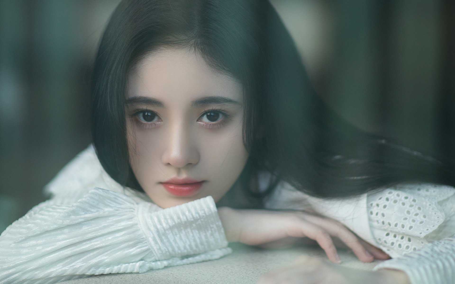 从绝境到传奇,苏亚雷斯爆发拯救曼联生死战