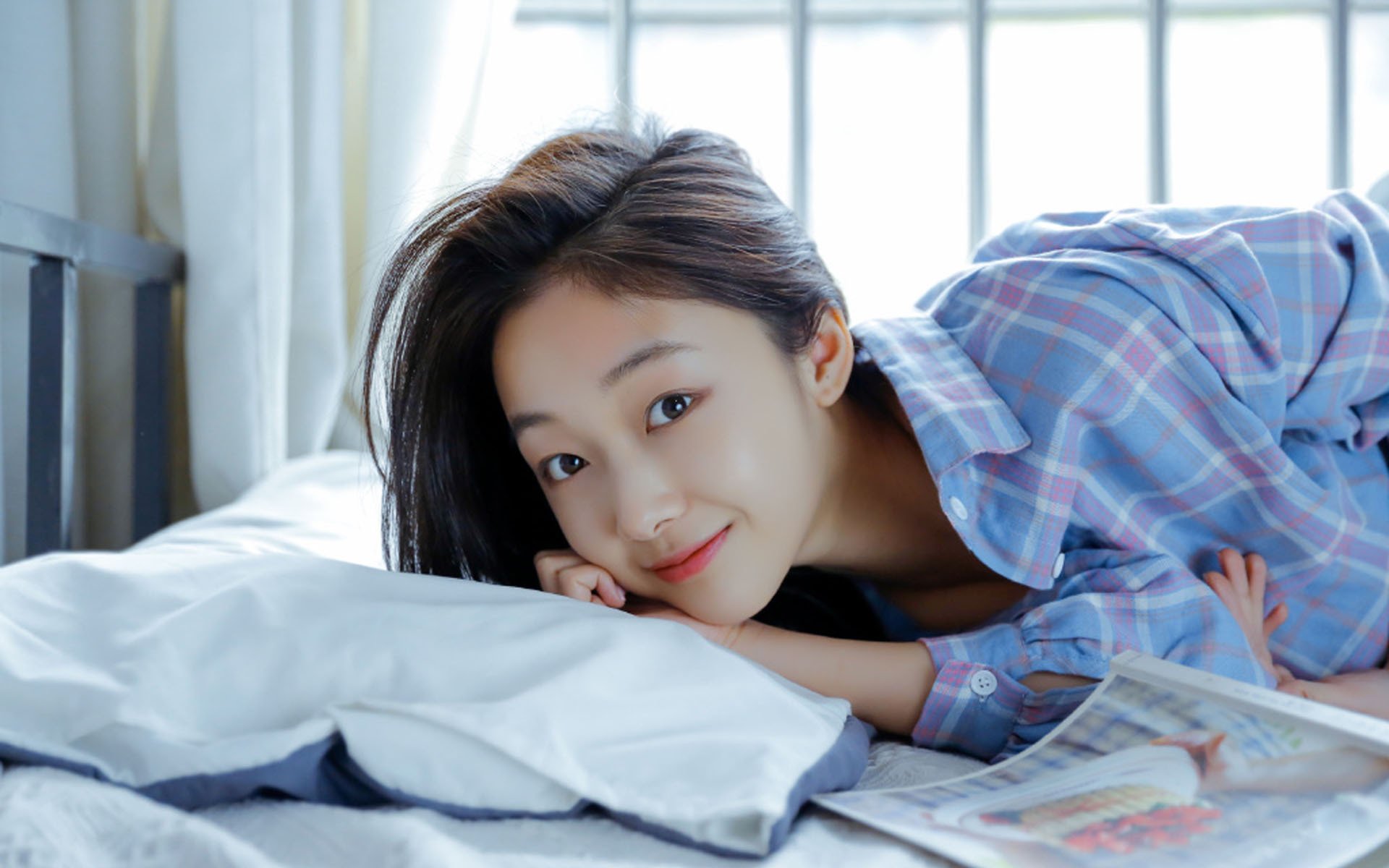 足球之夜，迪马利亚爆发助球队凯旋，冰岛稳扎稳打击败瑞士