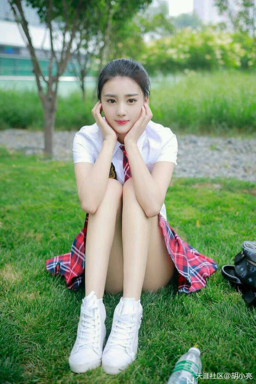 冰与火的对决，无名冰川脚下，凯恩点燃逆袭烽火—记冰岛球队历史性力克AC米兰