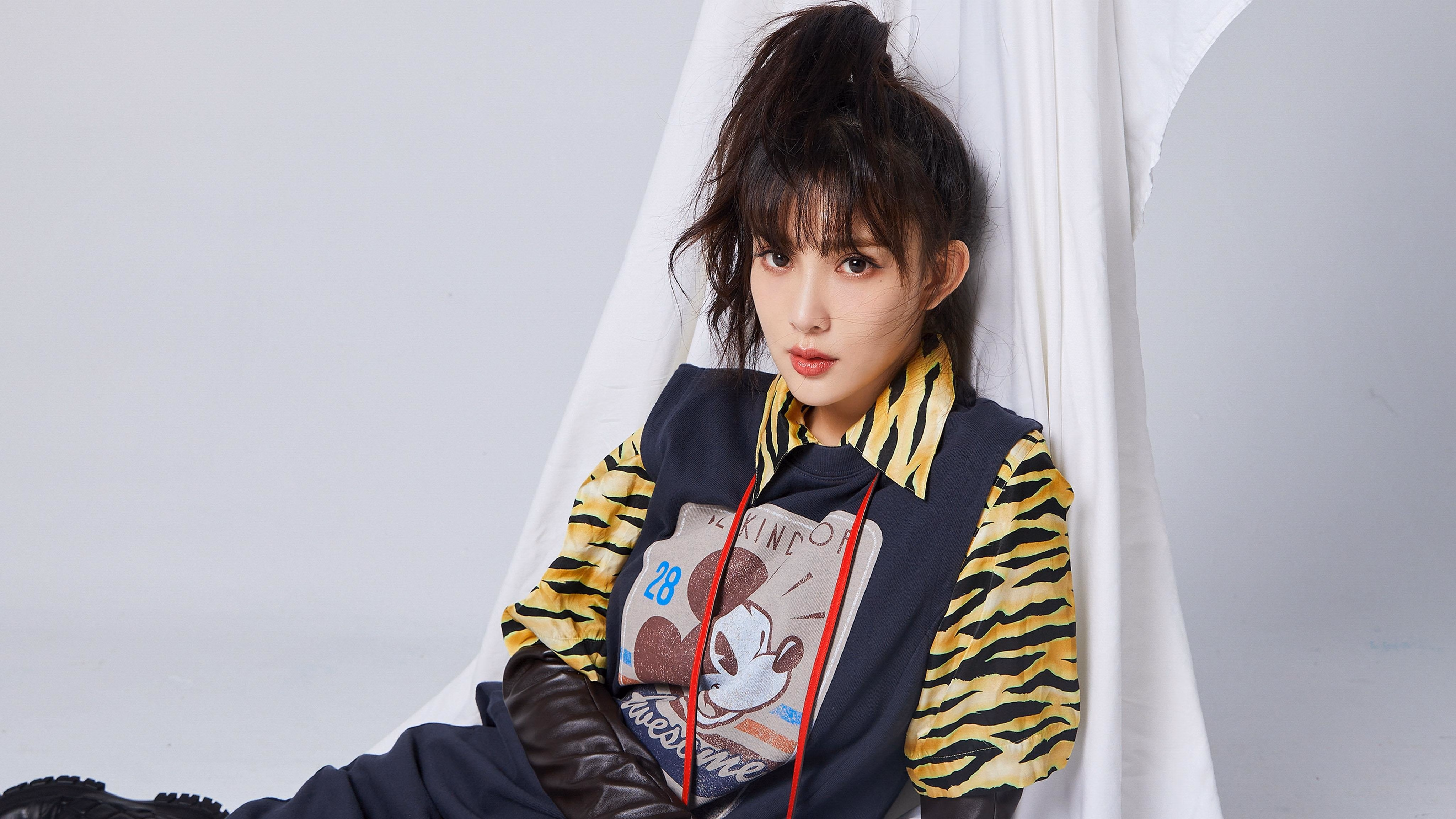 鏖战七场加时决胜！马刺奇兵米切尔击碎猛龙冠军梦